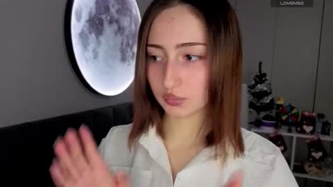 Emily online show from January 2026 07:23:01 AM