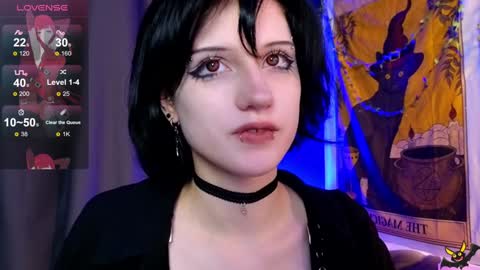 Snapshot of dark_vamp_ chatting on December 2024 09:22:01 PM Vamp  online show from December 2024 09:22:01 PM