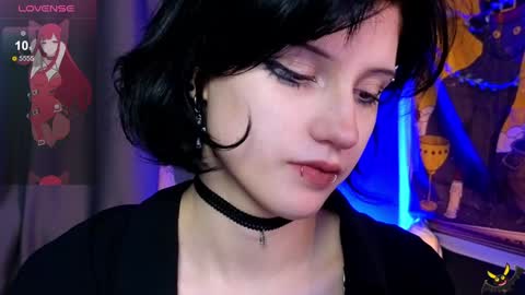 Snapshot of dark_vamp_ chatting on December 2024 12:23:01 AM Vamp  online show from December 2024 12:23:01 AM