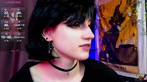 Snapshot of dark_vamp_ chatting on December 2024 08:47:02 PM Vamp  online show from December 2024 08:47:02 PM