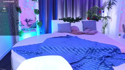 Snapshot of dark_vamp_ chatting on December 2024 03:33:02 AM Vamp  online show from December 2024 03:33:02 AM