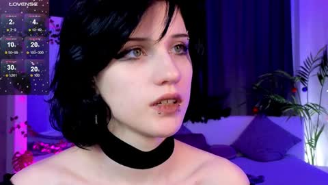 Snapshot of dark_vamp_ chatting on December 2024 12:03:02 AM Vamp  online show from December 2024 12:03:02 AM