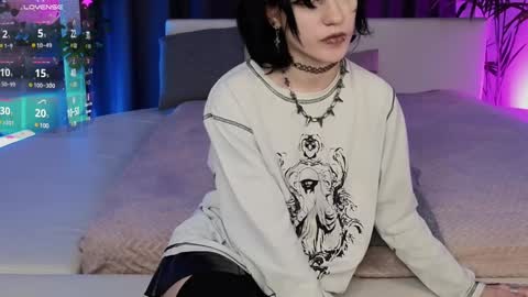 Snapshot of dark_vamp_ chatting on January 2025 05:06:01 PM Vamp  online show from January 2025 05:06:01 PM