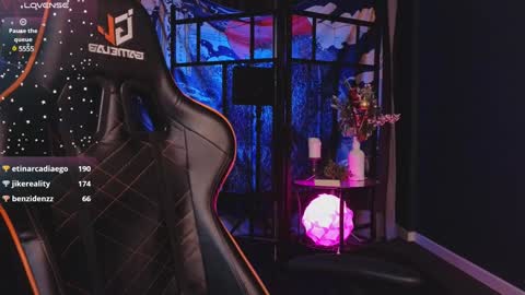 Snapshot of dark_vamp_ chatting on January 2025 06:31:01 PM Vamp  online show from January 2025 06:31:01 PM