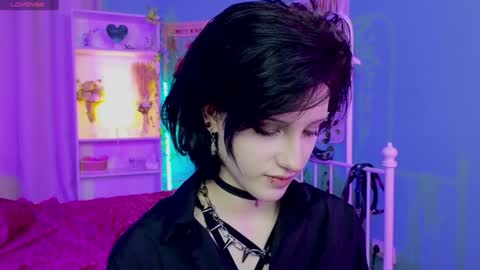 Snapshot of dark_vamp_ chatting on January 2025 11:58:02 AM Vamp  online show from January 2025 11:58:02 AM