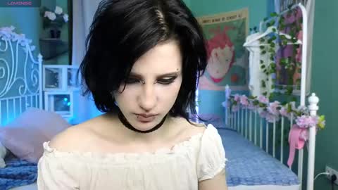 Snapshot of dark_vamp_ chatting on February 2025 04:04:02 PM Vamp  online show from February 2025 04:04:02 PM