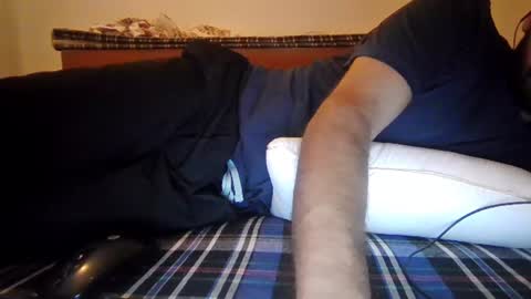 Snapshot of darkbud03 chatting on June 2026 08:40:01 PM just a guy online show from June 2026 08:40:01 PM
