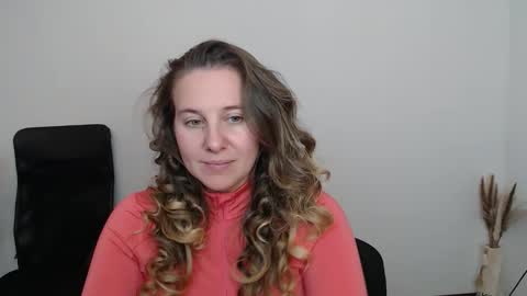 Snapshot of darklure_ chatting on October 2025 05:13:01 PM Anna online show from October 2025 05:13:01 PM