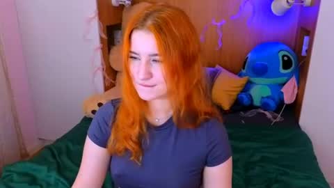 Snapshot of darkmoon____ chatting on June 2026 01:42:02 PM darkmoon____ online show from June 2026 01:42:02 PM