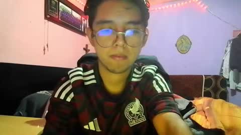 Jose Ian online show from June 2026 04:29:01 AM
