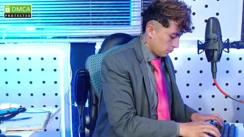 DARKO0717 online show from September 2025 03:50:01 PM