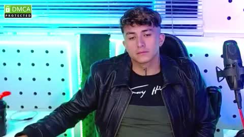 DARKO0717 online show from October 2025 11:07:01 PM