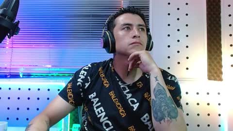 DARKO0717 online show from April 2026 11:57:02 PM