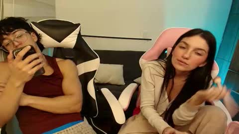 darkpleasuress online show from November 2025 06:47:01 AM