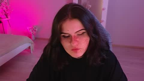 Snapshot of darksh1ne chatting on February 2026 09:09:02 PM Shine online show from February 2026 09:09:02 PM