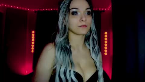 roseredgoddess online show from March 2026 04:02:02 AM