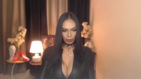 HAPPY BIRTHDAY MISTRESS MADRIANA online show from December 2024 10:53:02 AM