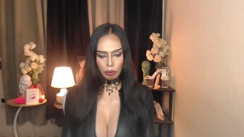 HAPPY BIRTHDAY MISTRESS MADRIANA online show from January 2025 09:39:02 AM