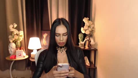 HAPPY BIRTHDAY MISTRESS MADRIANA online show from January 2025 03:40:01 PM