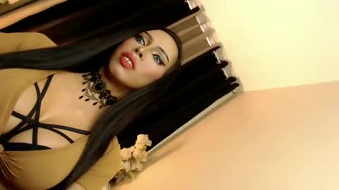 HAPPY BIRTHDAY MISTRESS MADRIANA online show from February 2025 03:33:02 AM