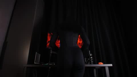 darkspark_ online show from December 2025 10:35:01 AM