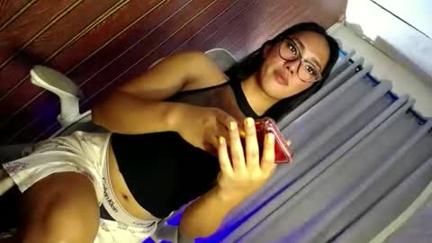 Snapshot of darkxmonica1111 chatting on June 2026 01:39:01 AM its me monica online show from June 2026 01:39:01 AM