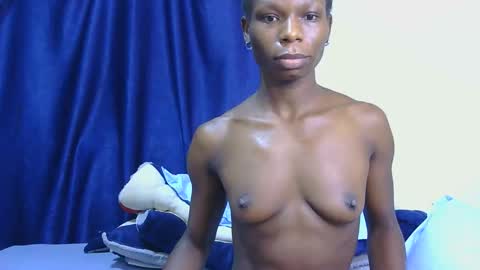 darling_dee online show from May 2026 08:38:02 PM