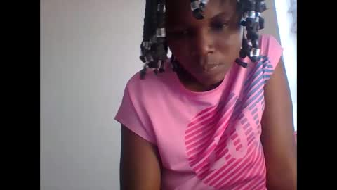 Snapshot of darling_dreamer2 chatting on May 2026 01:31:01 PM darling_dreamer2 online show from May 2026 01:31:01 PM