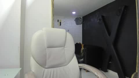 Darling online show from March 2025 12:48:01 PM