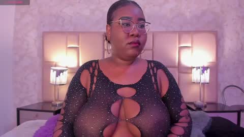  Darnell Queen online show from January 2025 03:47:02 AM