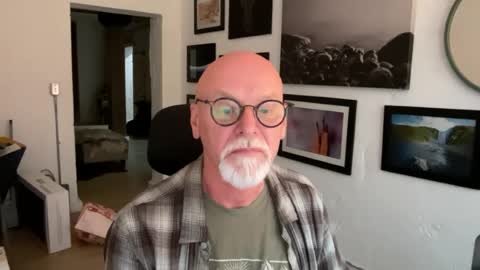 Snapshot of darre1966 chatting on June 2026 08:55:02 PM darre1966 online show from June 2026 08:55:02 PM