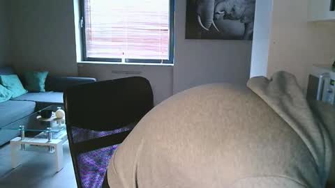 Dario online show from October 2025 10:57:01 AM