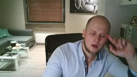 Dario online show from November 2025 05:37:01 PM