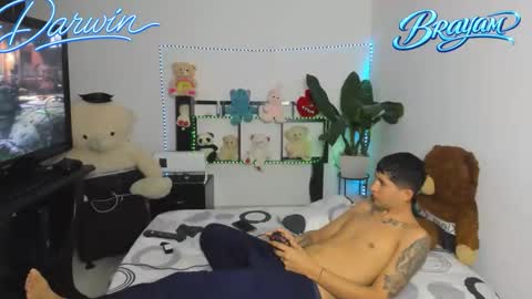 darwinandbrayan online show from February 2026 08:15:01 PM