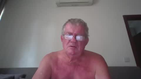 darwincock online show from April 2026 02:03:01 AM
