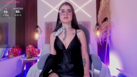 Snapshot of dasha_rodriguez chatting on May 2026 01:41:01 PM dasha_rodriguez online show from May 2026 01:41:01 PM