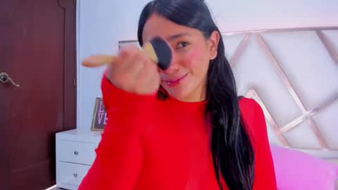 Snapshot of dashafoxxx chatting on October 2025 12:44:02 PM Dasha Foxxx online show from October 2025 12:44:02 PM