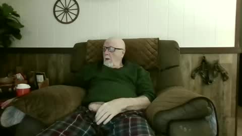 dave571960 online show from April 2026 10:34:01 AM