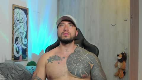 Snapshot of dave_max93 chatting on January 2025 03:15:01 AM DAVE MAX online show from January 2025 03:15:01 AM