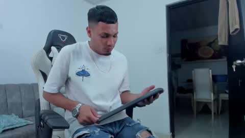 Snapshot of dave_skinnycum420 chatting on September 2025 02:16:02 AM dave online show from September 2025 02:16:02 AM