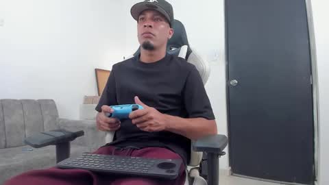 Snapshot of dave_skinnycum420 chatting on September 2025 02:16:02 AM dave online show from September 2025 02:16:02 AM