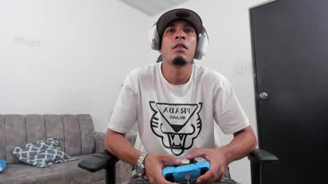 Snapshot of dave_skinnycum420 chatting on October 2025 03:25:03 AM dave online show from October 2025 03:25:03 AM