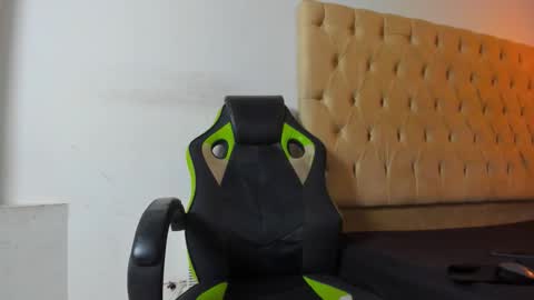 Snapshot of dave_skinnycum420 chatting on October 2025 06:58:02 AM dave online show from October 2025 06:58:02 AM