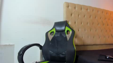 Snapshot of dave_skinnycum420 chatting on November 2025 07:20:02 AM dave online show from November 2025 07:20:02 AM