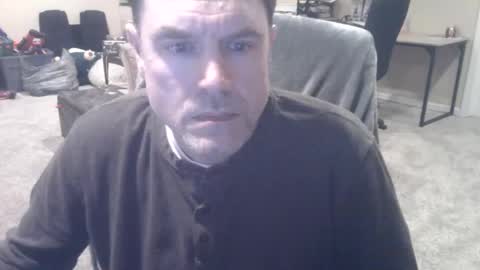 Snapshot of daved14u chatting on February 2026 06:44:02 AM daved14u online show from February 2026 06:44:02 AM
