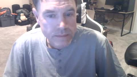 Snapshot of daved14u chatting on July 2026 06:39:01 AM daved14u online show from July 2026 06:39:01 AM