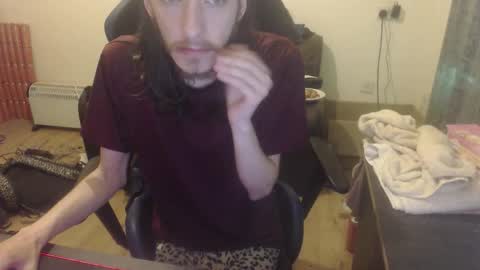 dave online show from October 2025 07:56:02 PM