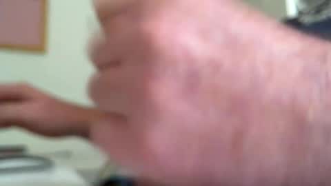 Snapshot of davesu12345 chatting on December 2024 09:43:02 AM davesu12345 online show from December 2024 09:43:02 AM