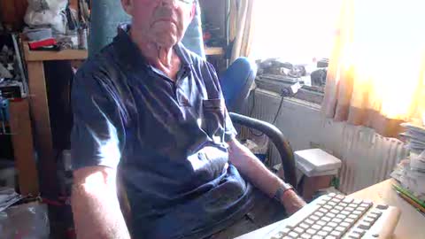 Snapshot of david89853 chatting on July 2026 06:15:02 PM David online show from July 2026 06:15:02 PM