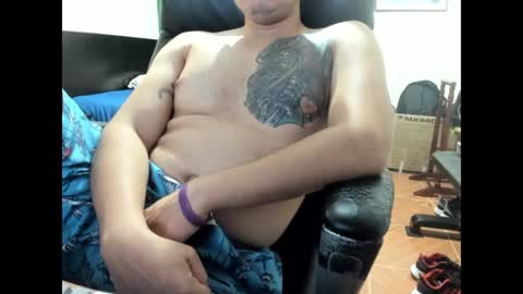 Snapshot of david_2789 chatting on December 2024 12:11:02 AM David online show from December 2024 12:11:02 AM